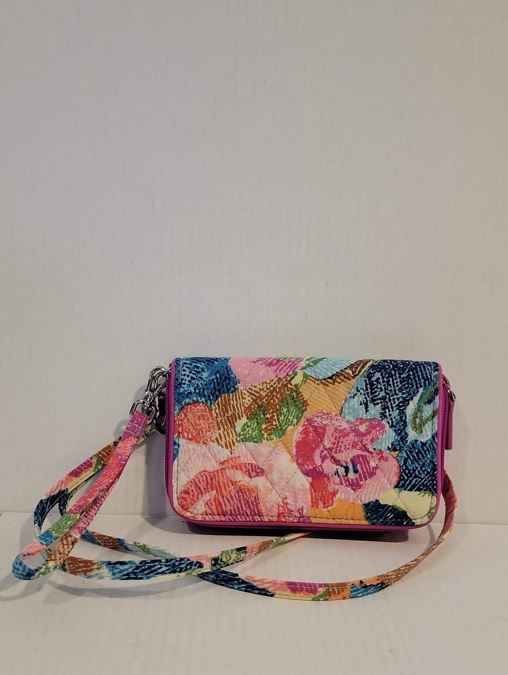 NWOT - Vera Bradley Floral Crossbody Wristlet  With Shoulder Strap